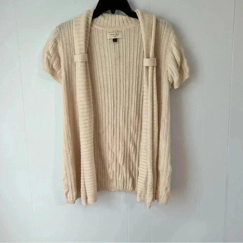 Women's size petite large Sonoma short sleeve sweater cardigan. Cream. Preowned.